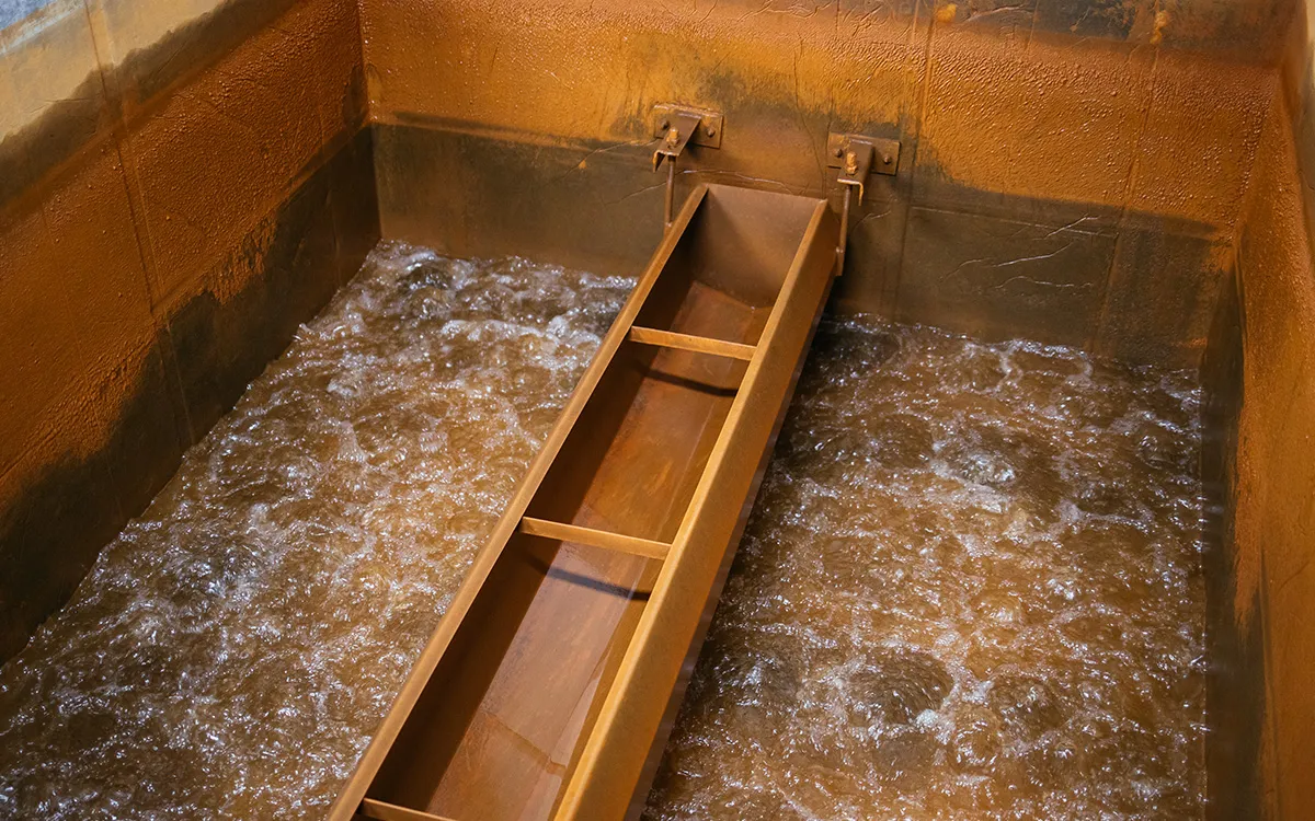 Vue du décompactage du lit filtrant à l’aide d’un soufflage d’air